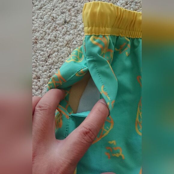 Maamgic Swim Trunks Boys pineapple size 5/6 - Picture 8 of 11